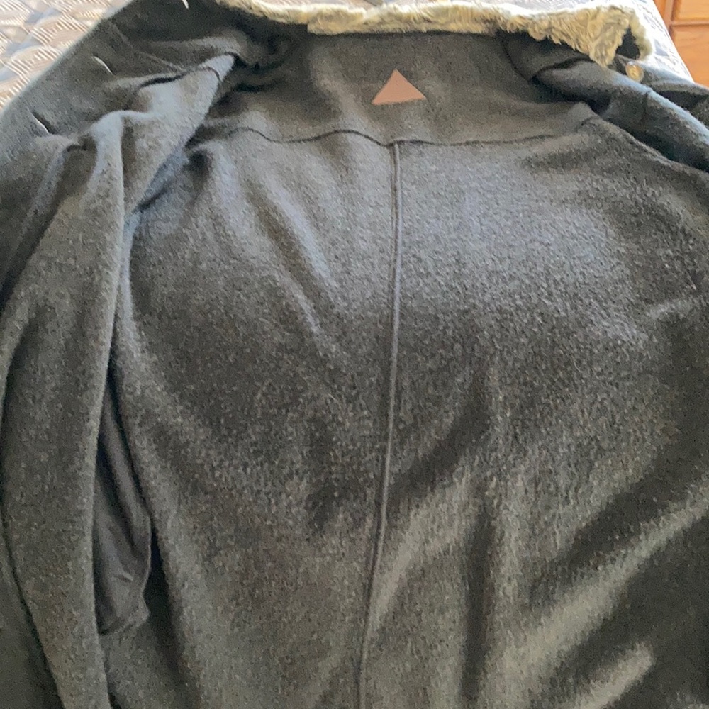 Wool blend Fleece Coat - Picture 9 of 11